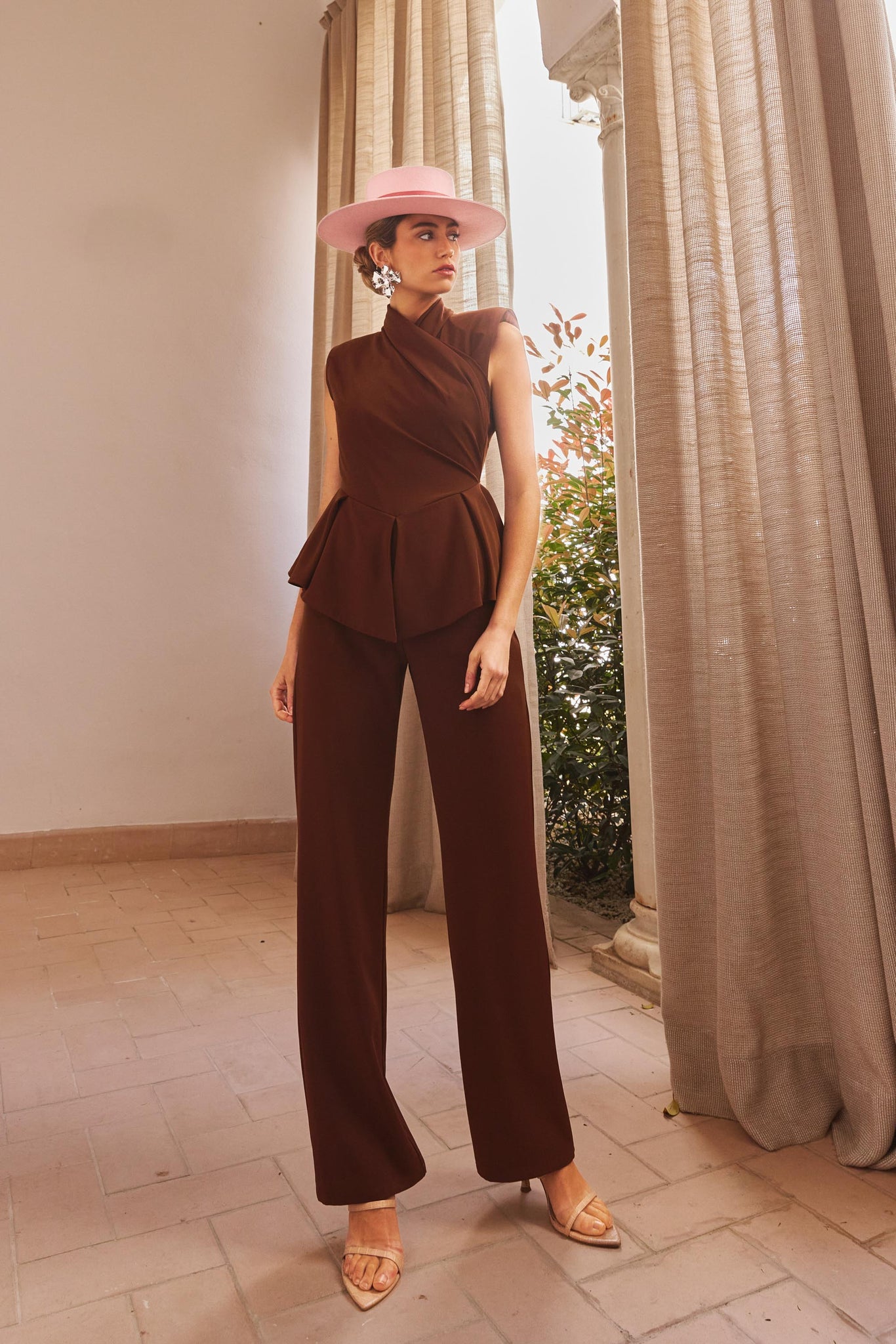 Mono Gacrux Chocolate. [Preventa]