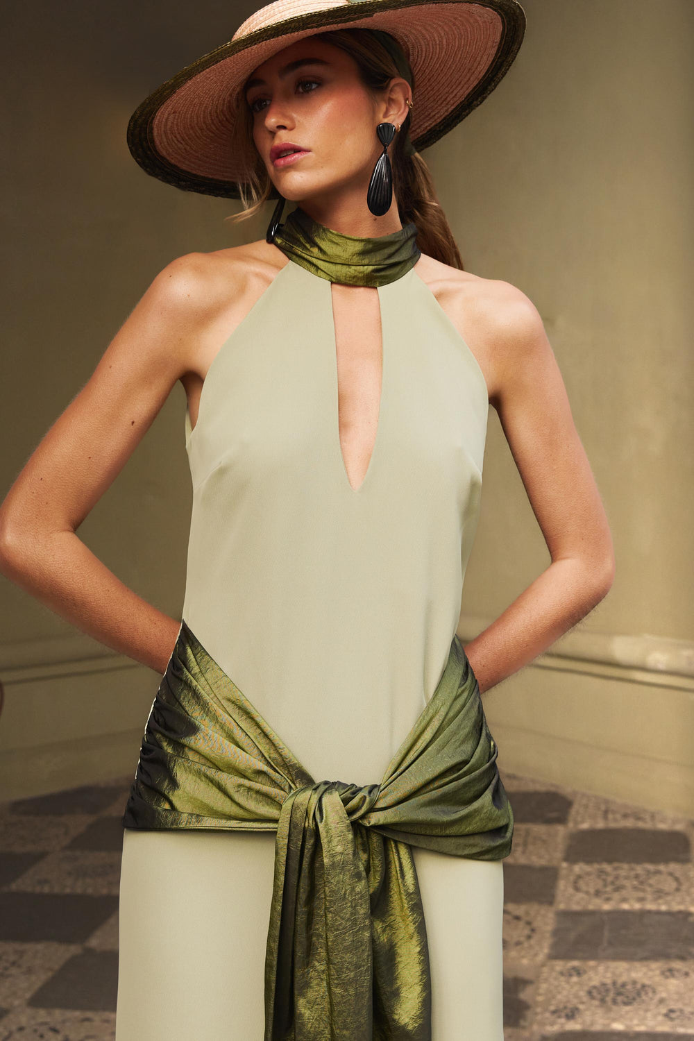 Vestido Midi Sora Salvia – Look completo – Confección artesanal en Sevilla