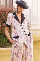 Chaqueta Zosma Pink – Look completo – Confección artesanal en Sevilla
