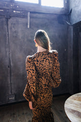 Blusa Cruzada Cimbra Flower Chocolate