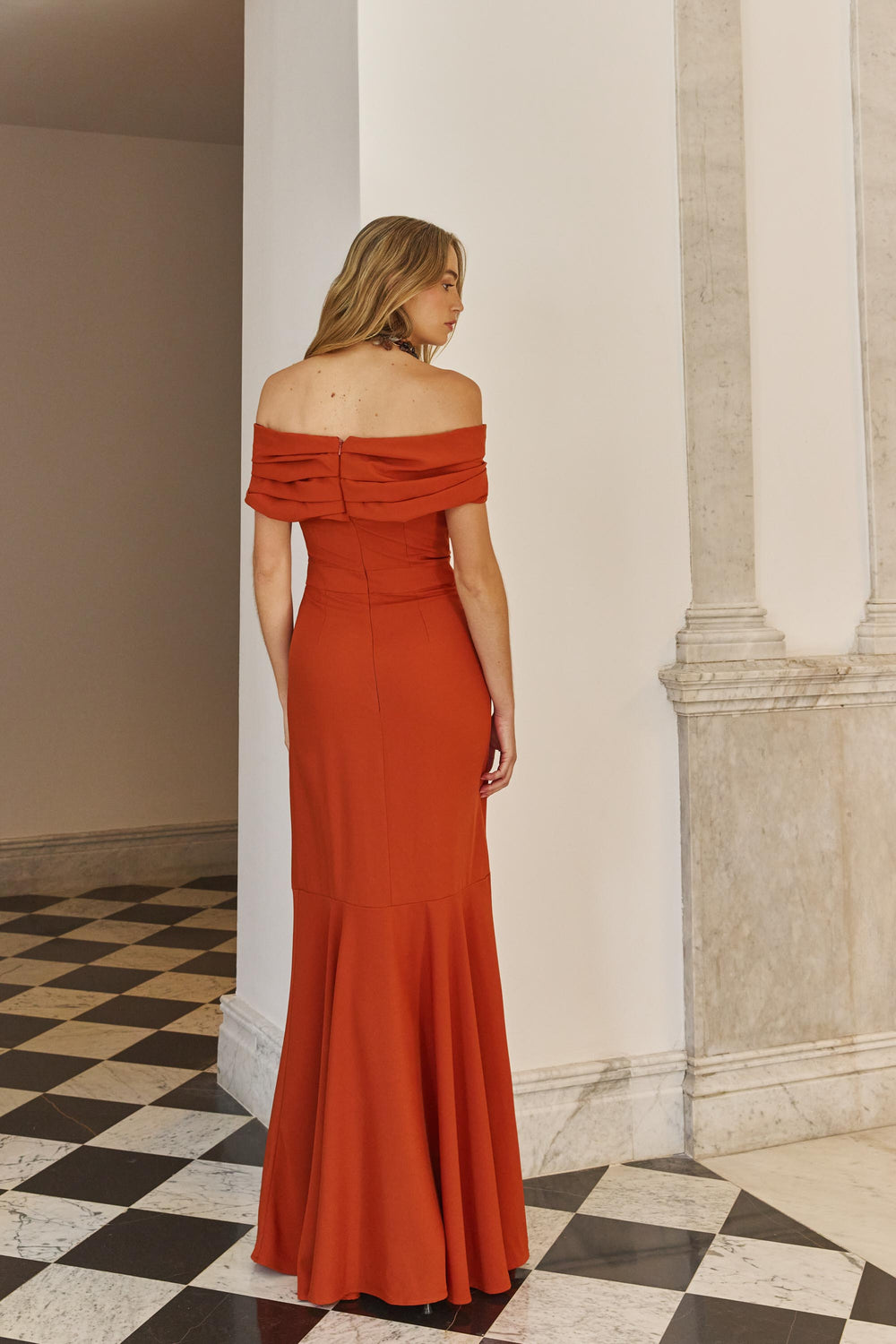 Vestido Largo Giala Terracota – Estilismo – Hecho a mano en Sevilla