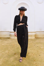 Blusa Nira Devoré Black – Estilismo – Hecho a mano en Sevilla
