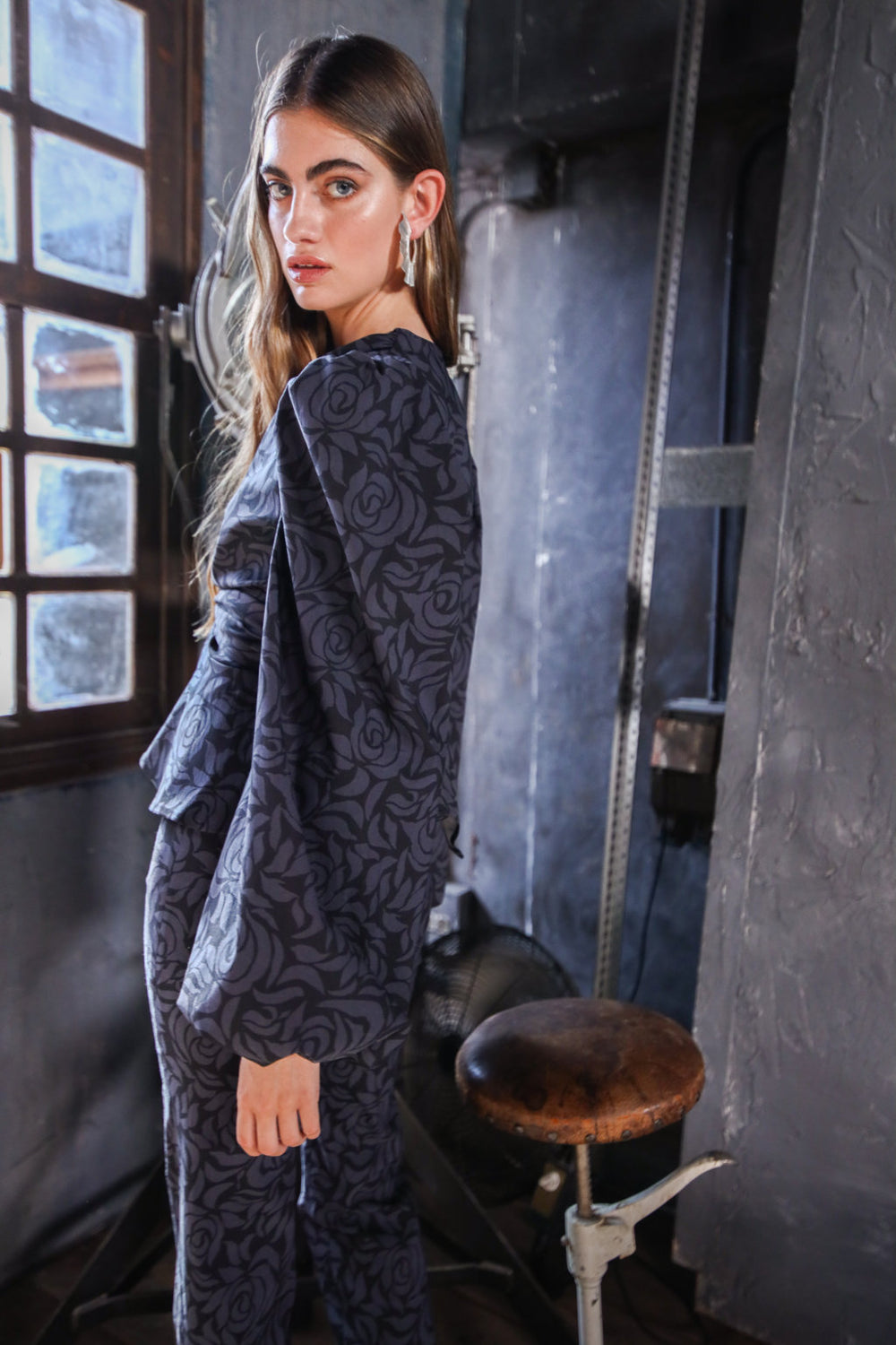 Blusa Cruzada Cimbra Flower Indigo