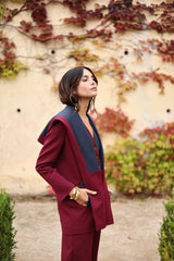 Veste en laine bordeaux et bleue