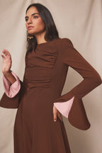 Vestido midi Halo Truffle