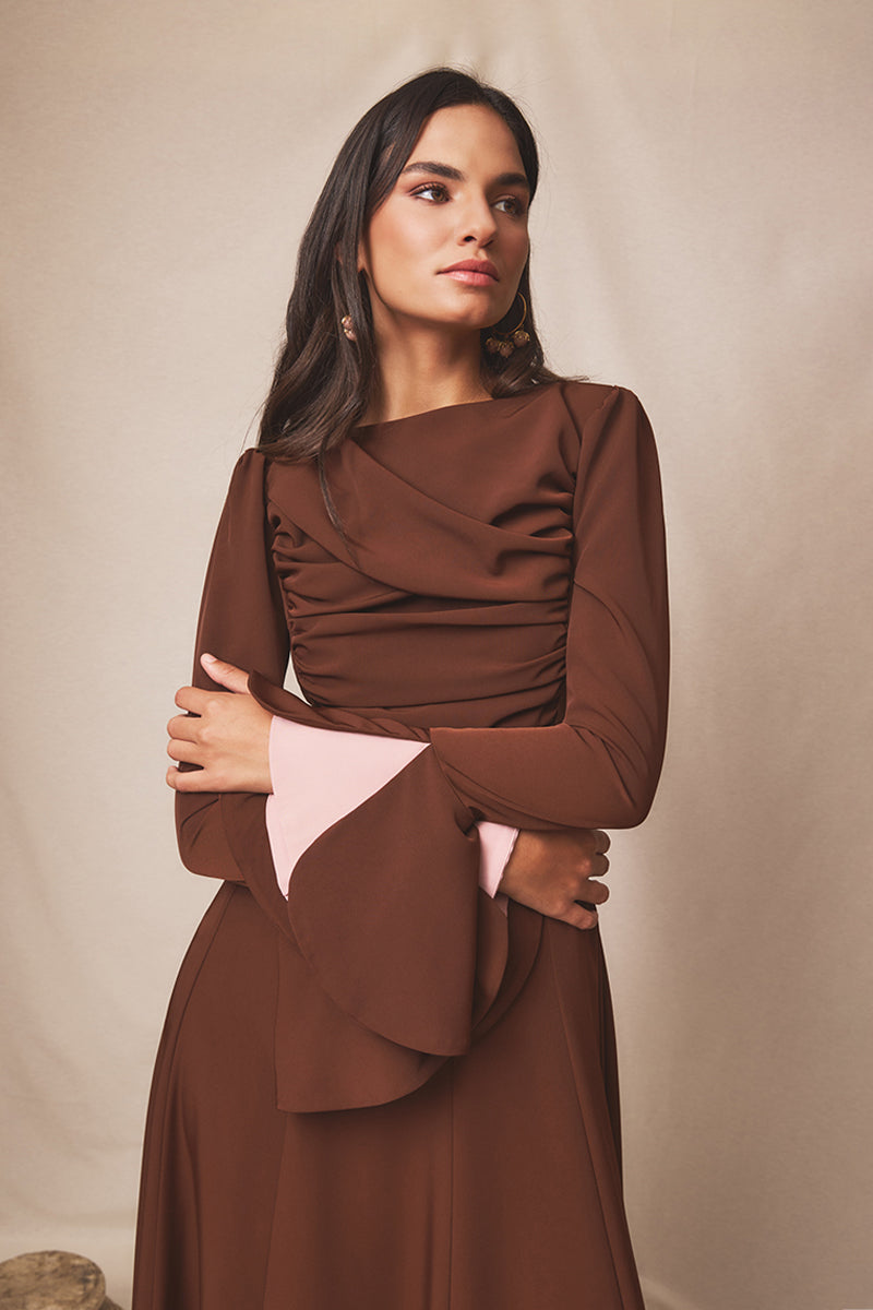 Vestido midi Halo Truffle