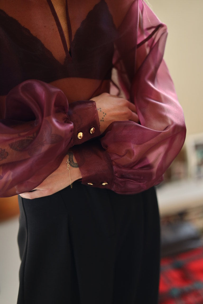 Blusa Abacus em organza cor bordeaux
