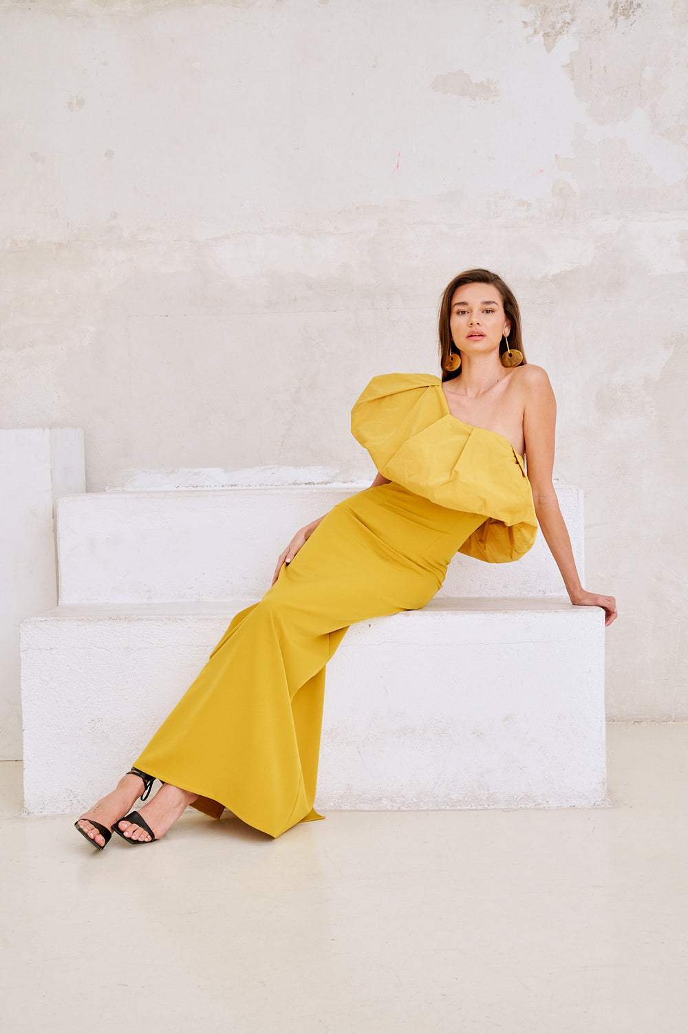 Vestido longo Godello ocre