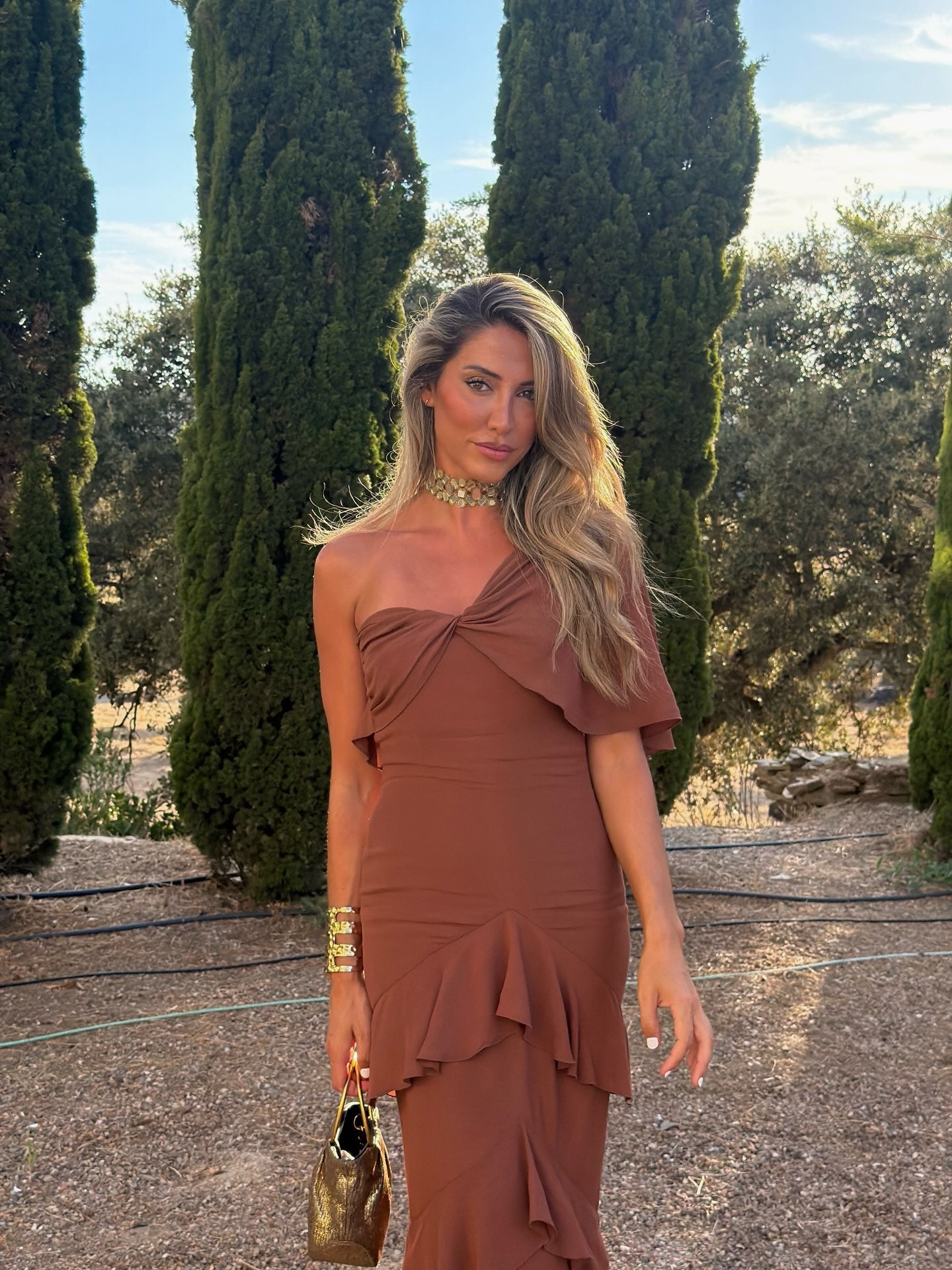 Vestido Makira con chal Tobacco
