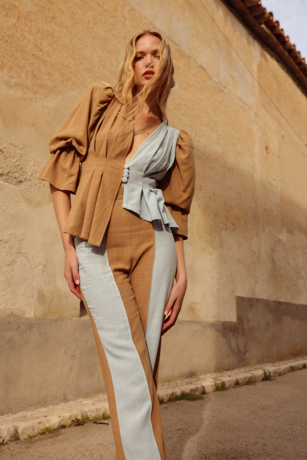 Blusa Bicolor Indie Camel